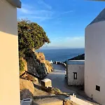 Daire Apostolis Windmill Psarrou