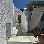 Apostolis Windmill * Psarrou